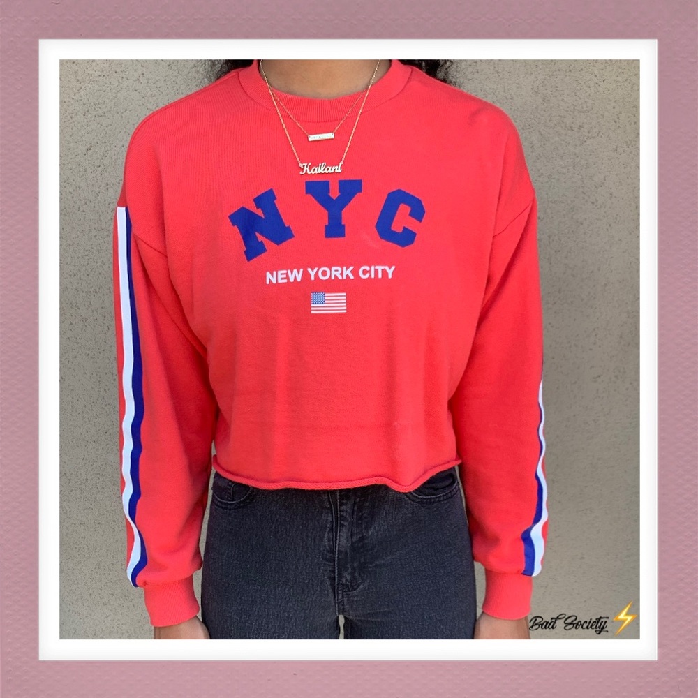 RED CROP TOP SWEATER🌹